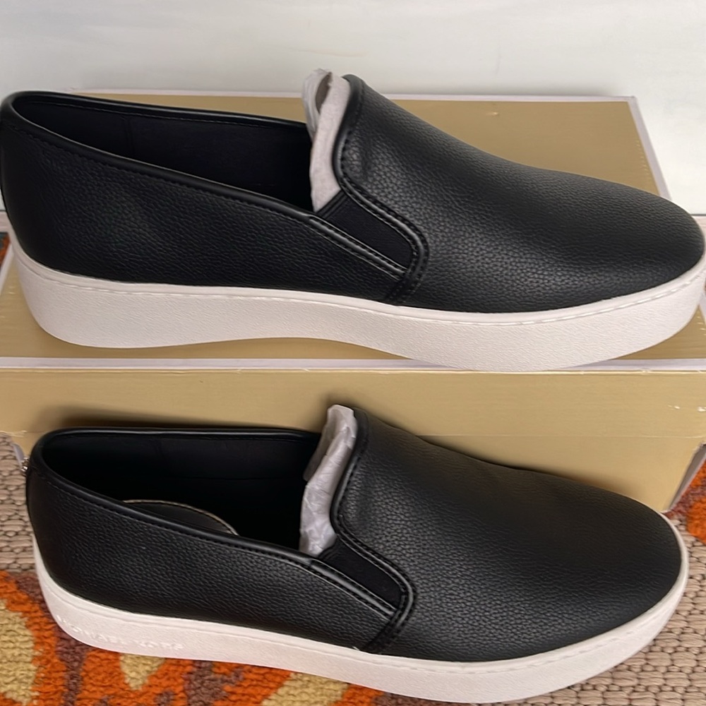 Michael Kors TEDDI SLIP ON
TUMBLED FAUX LTHR
49T2TEFP1L
Black 
Platform Sneakers - Picture 2 of 16